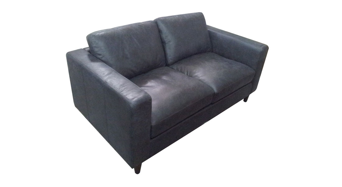 Classic Leather Loveseat Classic Leather Loveseat