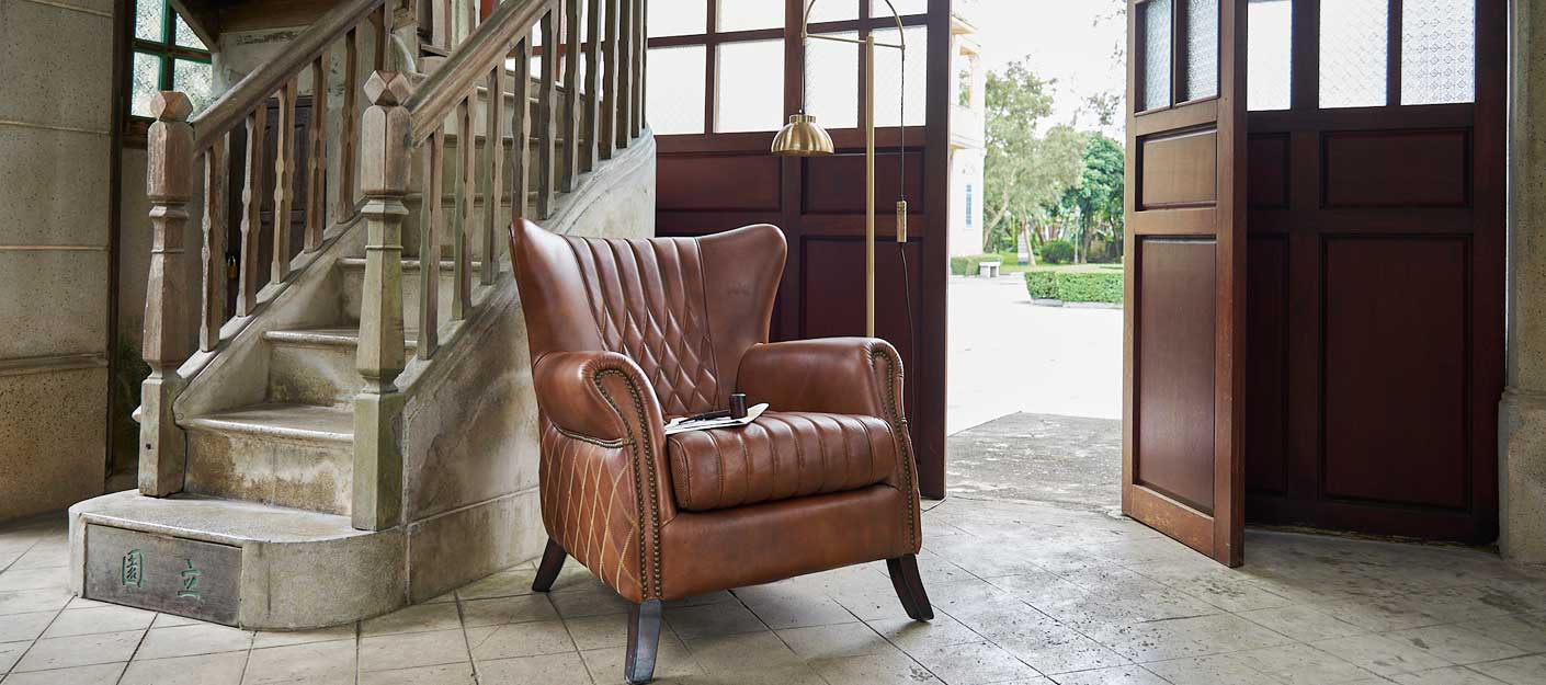 MID-CENTURY MODERN STYLE MID-CENTURY MODERN STYLE